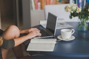 ¿Tienes una tienda física? Esto es lo que necesitas para vender por internet